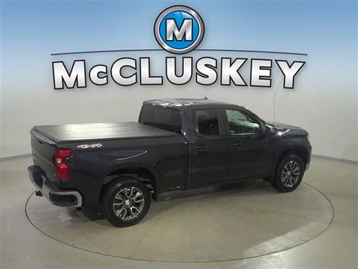 Dark Ash Metallic 2023 Chevrolet Silverado 1500 LT