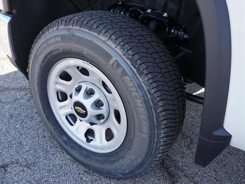2025 Chevrolet Silverado 3500 WT