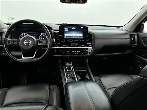 Super Black 2025 Nissan Pathfinder SL FWD