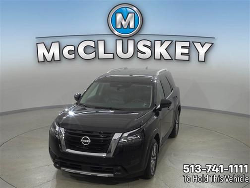 Super Black 2025 Nissan Pathfinder SL FWD