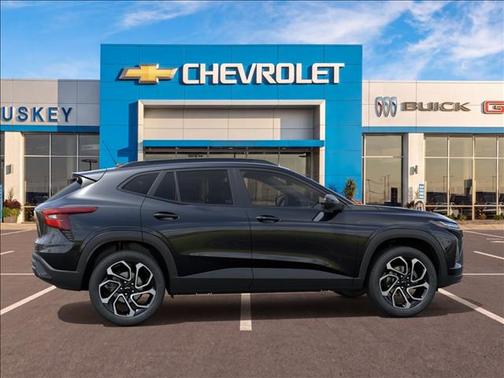 Mosaic Black Metallic 2026 Chevrolet Trax FWD 2RS