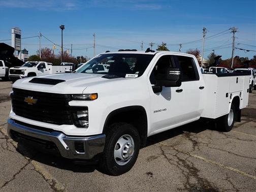 2025 Chevrolet Silverado 3500 WT