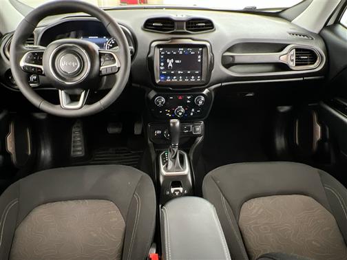 Alpine White Clearcoat 2023 Jeep Renegade Upland