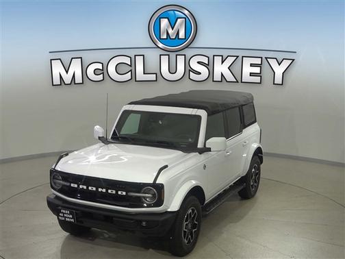 OXFORD WHITE 2022 Ford Bronco Outer Banks
