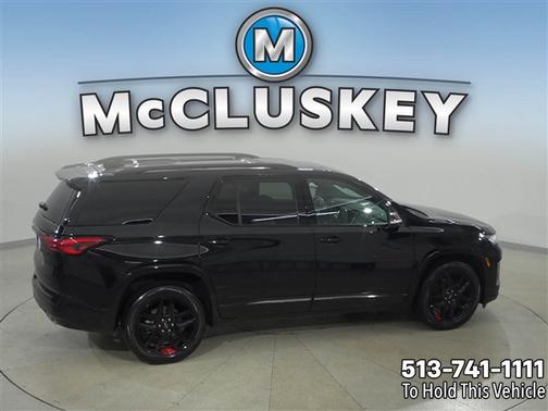 Mosaic Black Metallic 2023 Chevrolet Traverse Premier