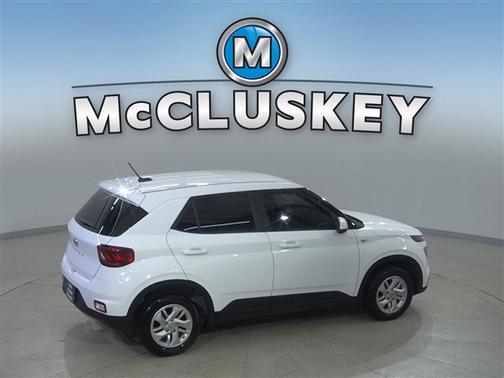 2025 Hyundai VENUE SE