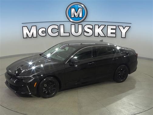 Aurora Black Pearl 2025 Kia K5 LXS