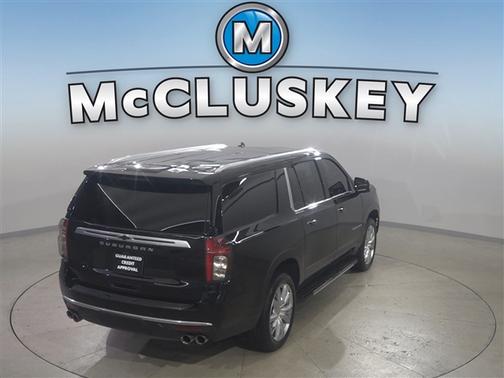 2022 Chevrolet Suburban 4WD High Country