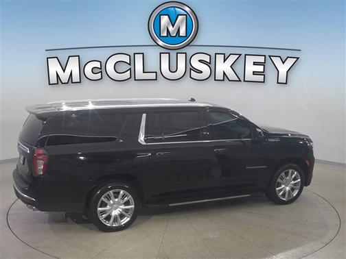 2022 Chevrolet Suburban 4WD High Country