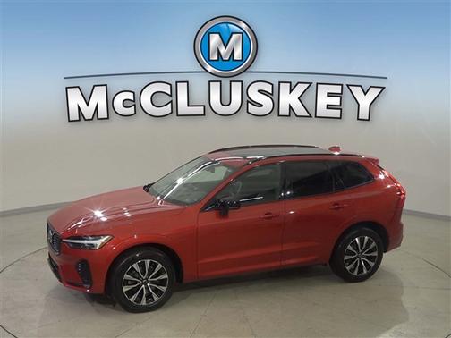 2023 Volvo XC60 B5 Plus Dark Theme