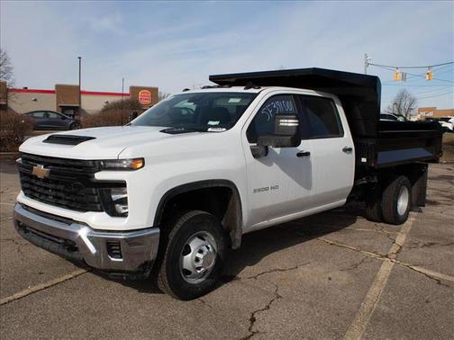 2025 Chevrolet Silverado 3500 WT