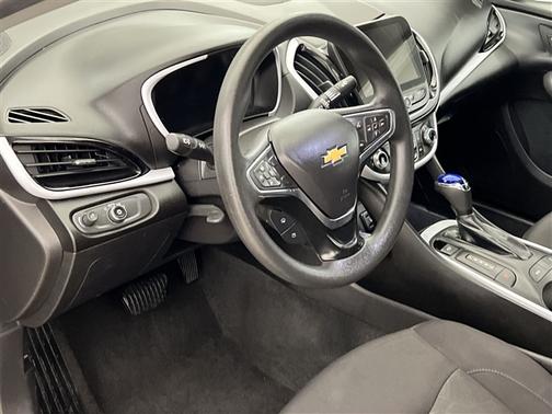 2018 Chevrolet Volt LT