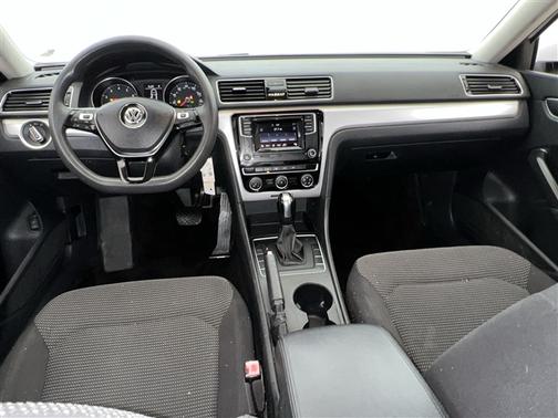 2018 Volkswagen Passat 2.0T S