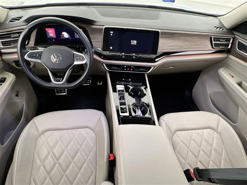 2024 Volkswagen Atlas 2.0T SEL Premium R-Line 4MOTION