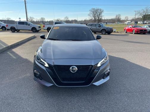 2022 Nissan Altima SR Intelligent AWD