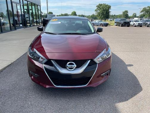 Coulis Red 2017 Nissan Maxima 3.5 SL