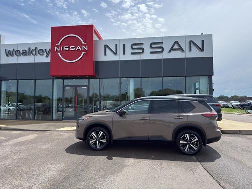 Baja Storm Metallic/Super Black 2025 Nissan Rogue SL