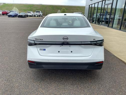 Aspen White Tricoat 2026 Nissan Sentra SL