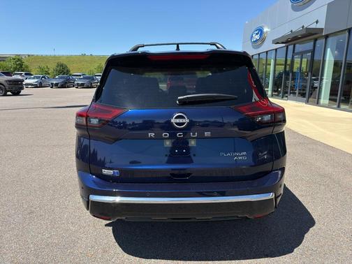 Deep Ocean Blue Pearl 2026 Nissan Rogue Platinum