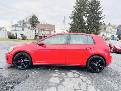 2017 Volkswagen Golf GTI 2.0T S 4-Door
