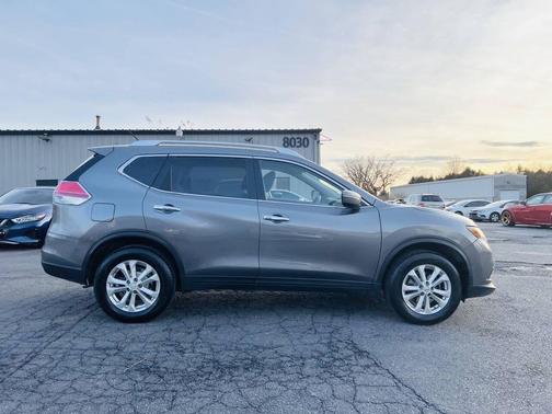 2015 Nissan Rogue SV
