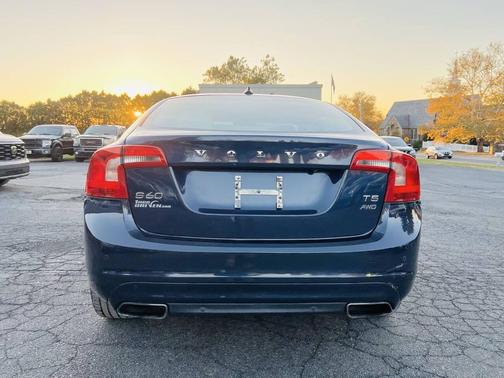 2015 Volvo S60 T5 Platinum