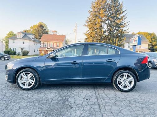 2015 Volvo S60 T5 Platinum