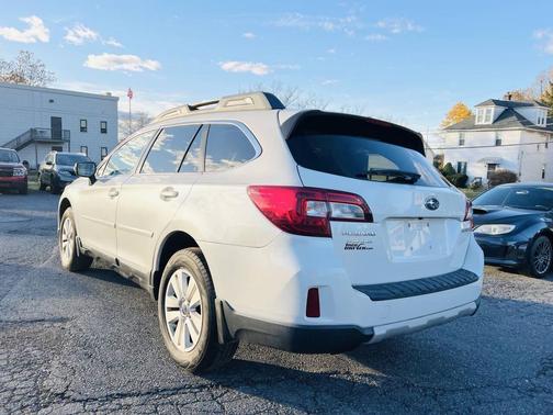 2015 Subaru Outback 2.5i Premium