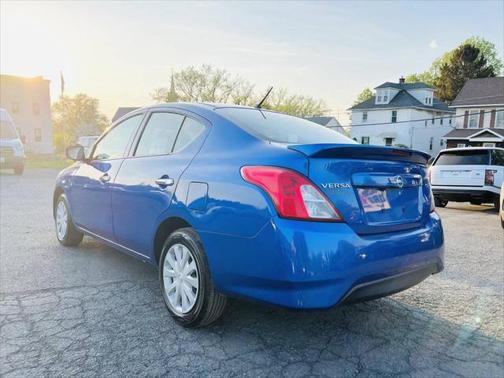 2017 Nissan Versa 1.6 SV