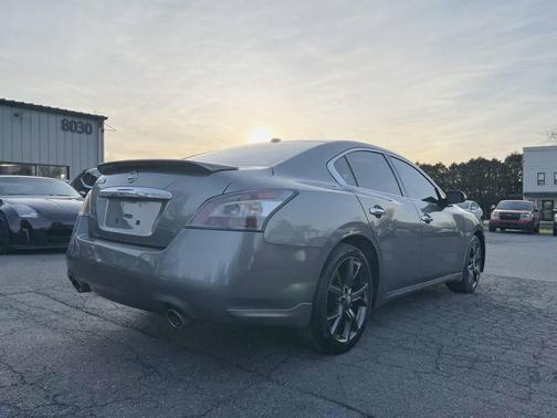 2014 Nissan Maxima SV