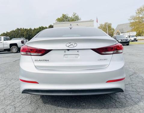 2017 Hyundai ELANTRA Limited
