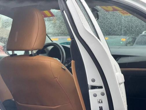 2013 Lexus CT 200h Base 4dr Hatchback