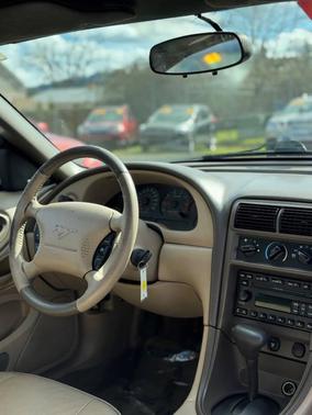 2003 Ford Mustang Premium