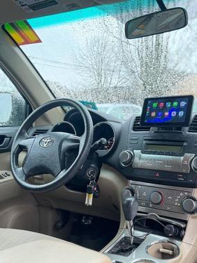 2011 Toyota Highlander SE