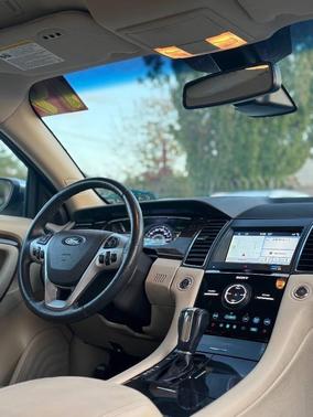 2019 Ford Taurus Limited