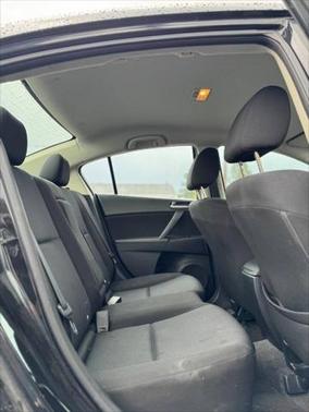 2011 Mazda Mazda3 i Touring