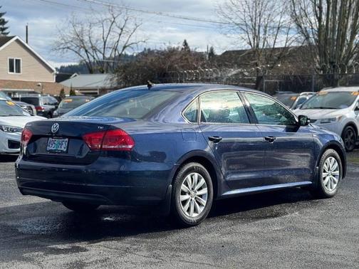 2015 Volkswagen Passat 1.8T S