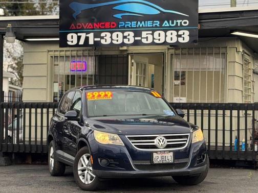 2011 Volkswagen Tiguan S