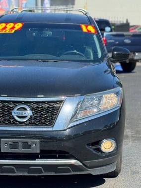 2014 Nissan Pathfinder Hybrid SL