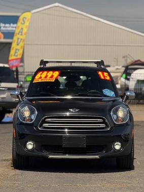 Absolute Black Metallic 2015 MINI Countryman Cooper