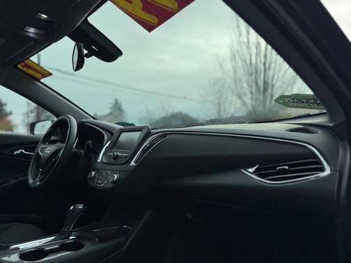 2017 Chevrolet Malibu 1LT