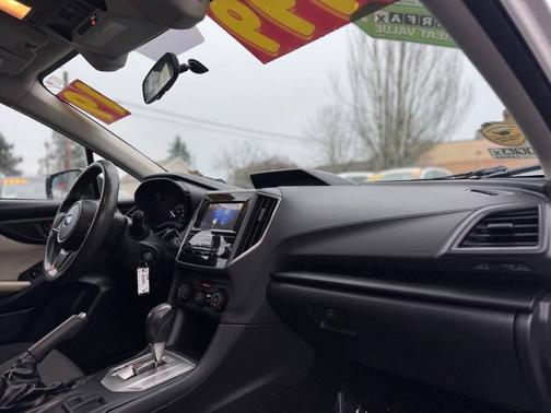 2019 Subaru Impreza 2.0i