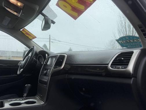 2012 Jeep Grand Cherokee Laredo