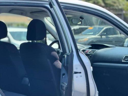 2016 Subaru Forester 2.5i