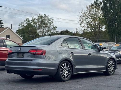 2016 Volkswagen Jetta 1.8T Sport