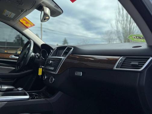 2013 Mercedes-Benz M-Class 4MATIC