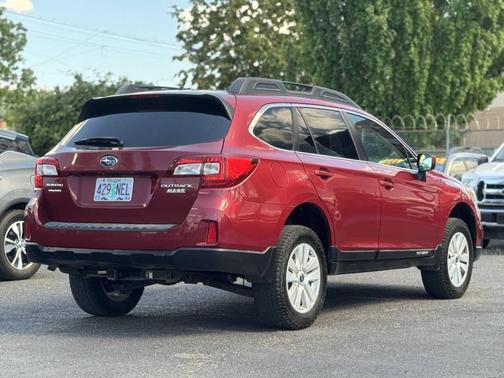 Venetian Red Pearl 2015 Subaru Outback 2.5i Premium