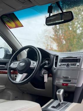 2010 Subaru Outback 2.5 i Limited