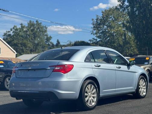 2014 Chrysler 200 Limited