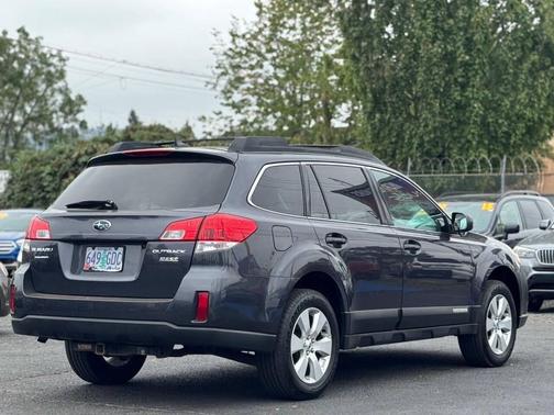 2012 Subaru Outback 2.5i Limited